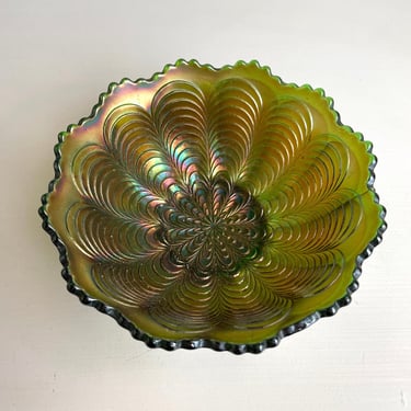Fenton Peacock Tail carnival glass bowl - purple and blue on green glass 