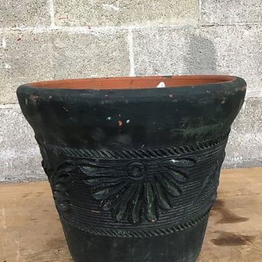 Embossed Terra Cotta Planter (Seattle)