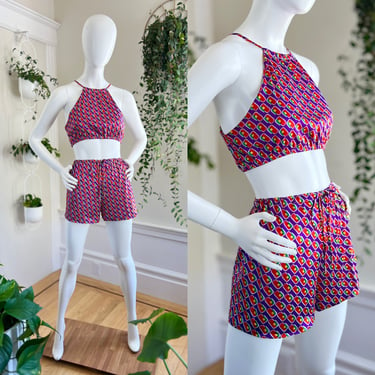 Vintage 1970s Matching Set | 70s Two Piece Halter Crop Top Shorts Geometric Op Art Printed Purple Summer Outfit (x-small/small) 