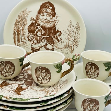 Vintage (6) Dinner Plates and  (4) Tea Cups Saucer Set traditional Christmas Santa  pattern Midwest of Cannon Falls- 1980's 