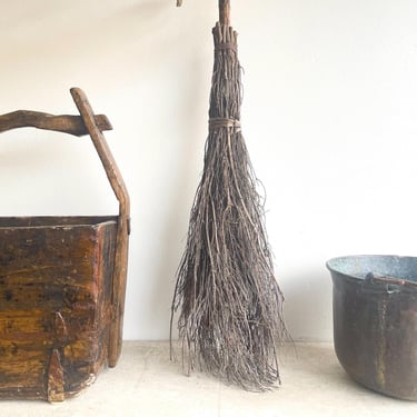 Besom Broom Antique 1800s Handmade Twig Broom Hearth Broom Rustic Display Home Decor Modern Farmhouse East Coast Antique Primitive Whisk 