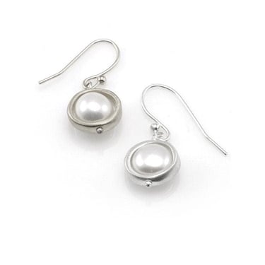 Philippa Roberts | Pearls in Circle Earrings
