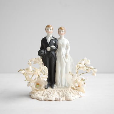 Vintage Bride and Groom Wedding Porcelain Cake Topper 1930s 1940s 