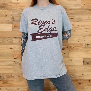 80's Vintage River's Edge Durand Wisconsin Retro Soft Tee Shirt T-Shirt 