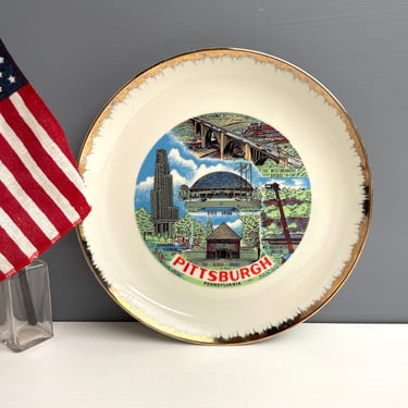 Pittsburgh, Pennsylvania souvenir plate - vintage road trip souvenir 