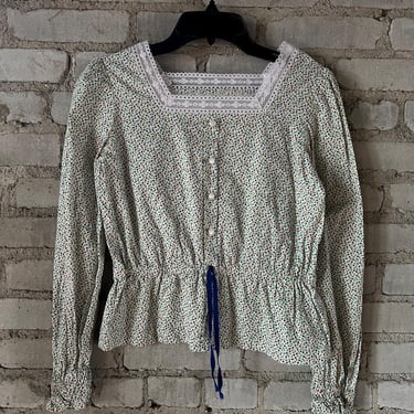 Small, Vintage Handmade Floral Print Blouse, Lace, Boho 
