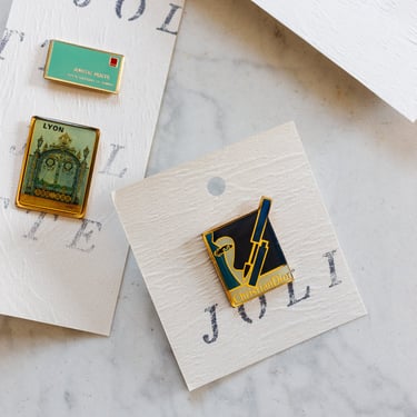 vintage french Christian Dior "mascara parfait" pin
