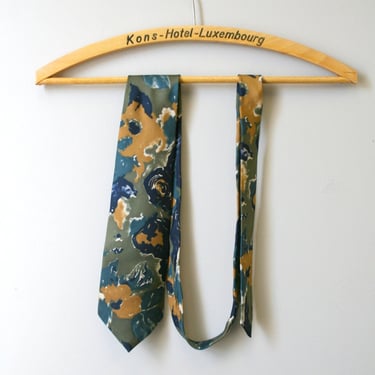 1980s Wembley Silk Floral Necktie 