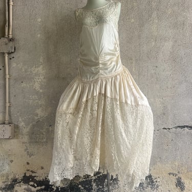 Antique 1920s Robe De Style Dress White Silk Satin & Floral Lace Bridal Vintage