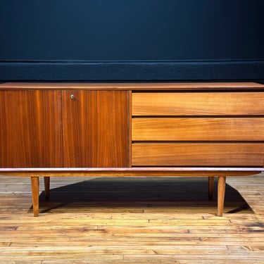 Vintage Teak Credenza Sideboard - Danish Style Scandinavian Mid Century Modern Furniture 