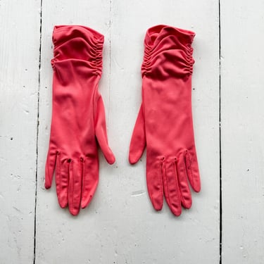 1970s Deadstock Ruched Jersey Gloves - Coral 