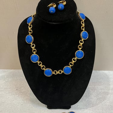 Vintage MONET Parure Set Signed Gold Tone Blue CHUNKY Bracelet Necklace Earrings 