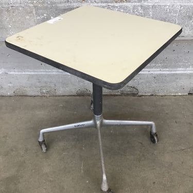 Rolling Side Table (Seattle)