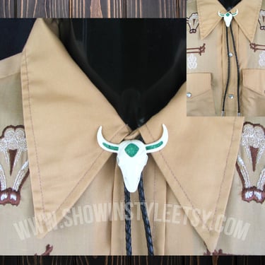 Bolo Tie for Western Shirts, Longhorn Steer Head Skull, White & Green Enamel on Metal, Black Braided Cord, String Tie 