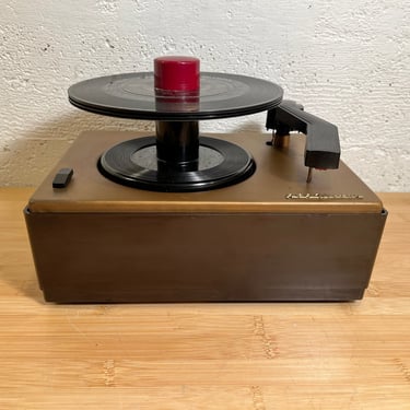 1949 RCA Victor 45rpm 45J2 Portable Record Player for Radios w Phono Jack, Just Serviced 