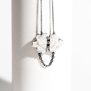 Mother Of Pearl Peony Necklace