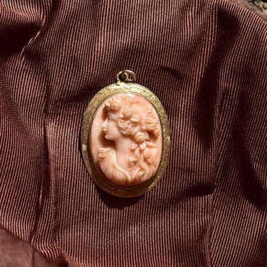 Antique 10K Gold Pink Coral Cameo Brooch/Pendant, High Relief Carved Lady's Portrait, Engraved Yellow Gold Setting, 1 3/4