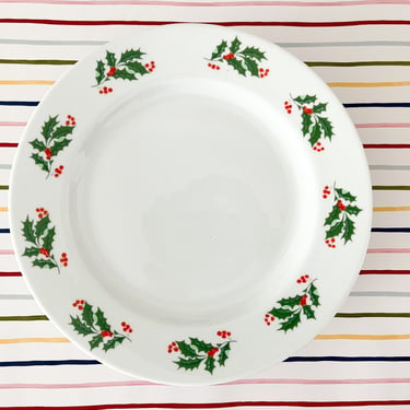Vintage Set of Christmas Holly Porcelain Plates. Holiday Table Decor. Christmas Dinner Plates. 