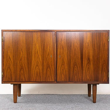 Danish Modern Rosewood Cabinet by Hundevad - (319-214.1) 