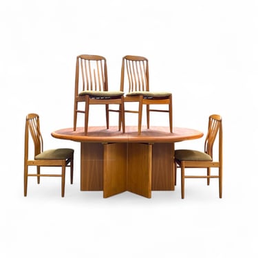 Vintage Dining Table Set 