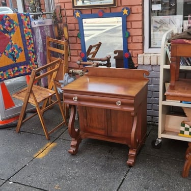 Late 19th Century American Empire Washstand or Childs Desk. Hand-cut joints, solid cherry. 27.5x18x31