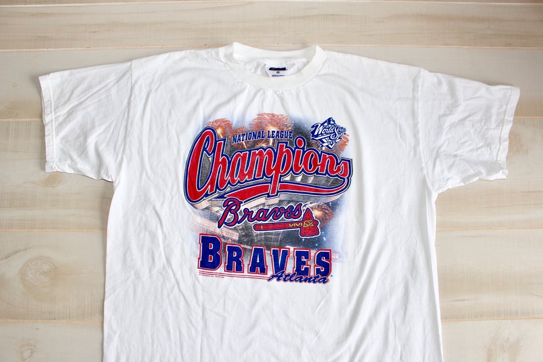 Atlanta Braves Vinatge 90s Champs World Series MLB T-Shirt Vintage Men Gift  Tee