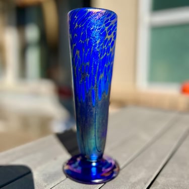 Artesian Hand-Made Art Glass Vase 