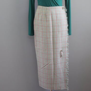 Queen of Scotts - Red Green Tan and Brown Tartan Plaid Wrap Skirt - Fringed- Medium - Size 8 - Size 10 