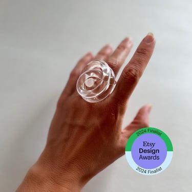MONACO COLORS Statement Knot Ring – Bold Lucite Knot Ring | Editorial Acrylic Jewelry | Handmade in Miami | 2024 Etsy Design Awards Finalist 