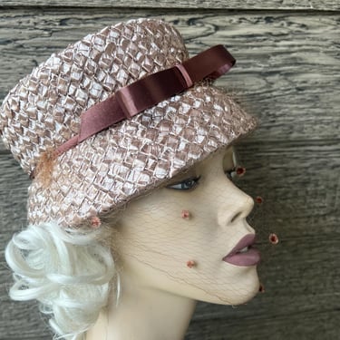 neutral straw bucket cap 1960s mod woven bow hat with netted fascinator 