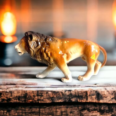 Vintage Royal Dux Lion Figurine 625 Signed Stamped and Original Sticker 8