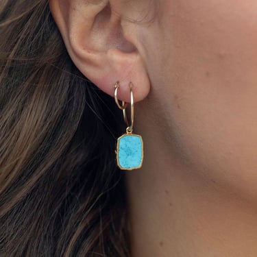 Howlite Turquoise Gold Medium Hoop Earrings, Turquoise Hoop Earrings, Small Hoop Earrings, Gemstone Hoops,Medium Hoop,Huggie Hoops,Hawaii 