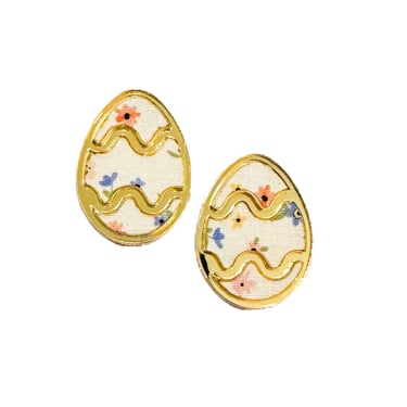 Sample Sale White Floral Easter Egg Studs