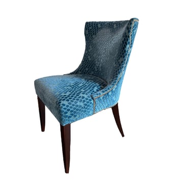 AVAILBALE: Velvet Accent Chair 