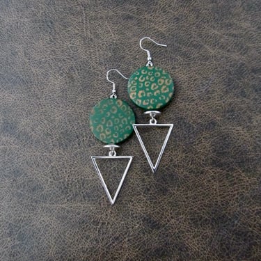Green leopard print wooden earrings, silver 