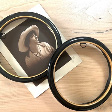 Vintage 9 Inch Round Black Lacquer Frame With Gold Trim, Made by VH&S 