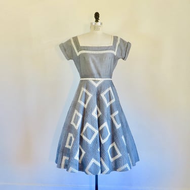 1950's Pewter Gray Linen Blend Fit and Flare Day Dress White Lace Trim  Pintucks Short Sleeve Rockabilly Herbert Sondheim 31" Waist Med 