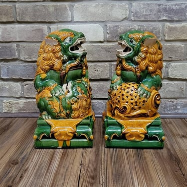 Huge Ceramic Foo Dogs Statues - Sancai Glaze Chinese Lion Figure 
