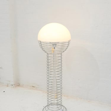 Verpan Verner Panton Wire Floor Lamp: RENTAL