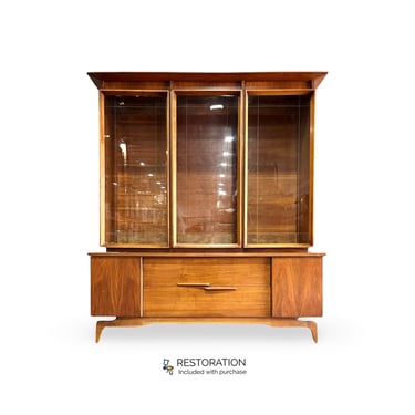 Mid-Century Modern Breakfront China Cabinet, Second Hand Stories