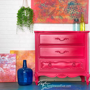 Hot Pink Gloss Small Dresser