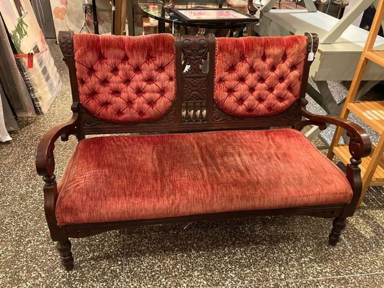 Red settee. As is. ( a little sunk..) $60 49” x 22” x 34” seat height 15” 