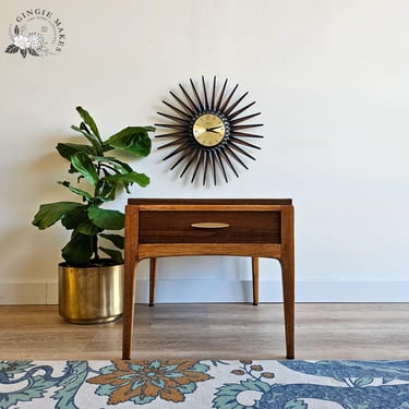 Restored Lane Rhythm Mid-century Modern Side Table ***please read ENTIRE listing prior to purchasing SHIPPING is NOT free 