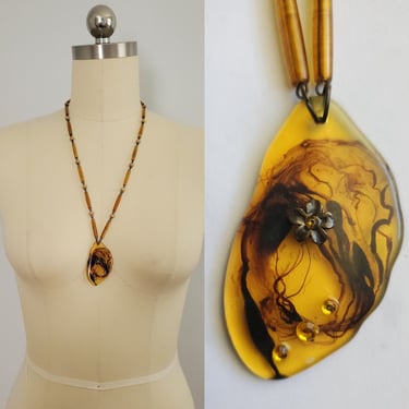 Vintage Long Acrylic and wood Beaded Necklace - Vintage Jewelry - Boho Fashion 
