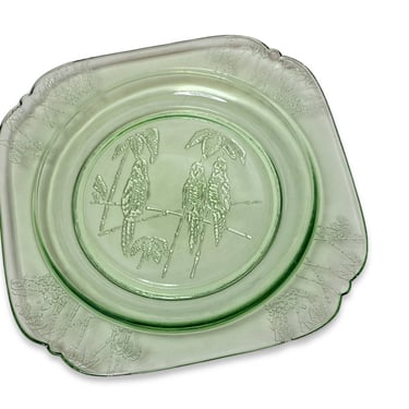 Vintage Federal Glass Sylvan Parrot Uranium Green Plate, Etched 1930s Depression Glass, 7.5" Serving Salad Dish, Vintage Kitchen Home Decor 