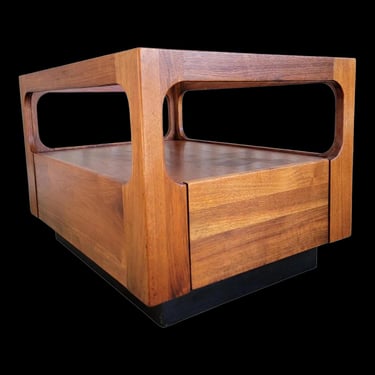 Mid-Century Modern John Keal / Brown Saltman Glass Top End Table 