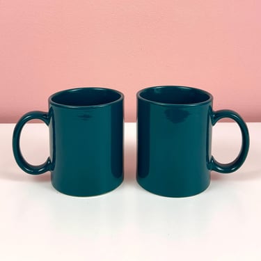 Pair of Classic Green Mugs 