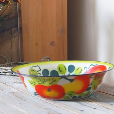 Vintage enamelware bowl with fruit / vintage enamelware bowl / 12