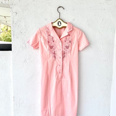 Vintage 70s Asian Embroidered Lace Cut Out Dress Chinese Pink Shirtdress 