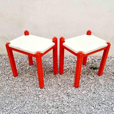 Pair of Mid Century Modern Wooden Nightstands / Vintage Side Tables / Red and White Tables / Vinterior / Bedside Stands / Italy / 1980 /'80s 